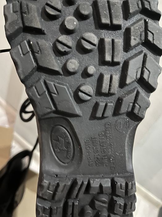 Зимние берцы новые 44р