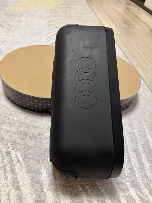 Incarcator Audi e-tron