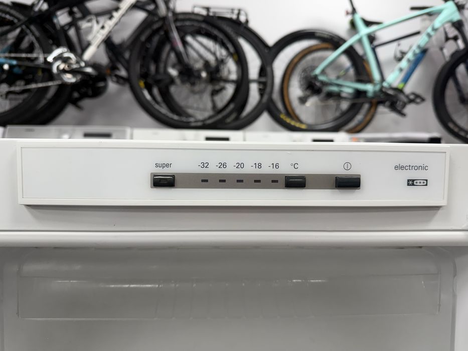 Фризер Siemens GS26V430 в отлично състояние.