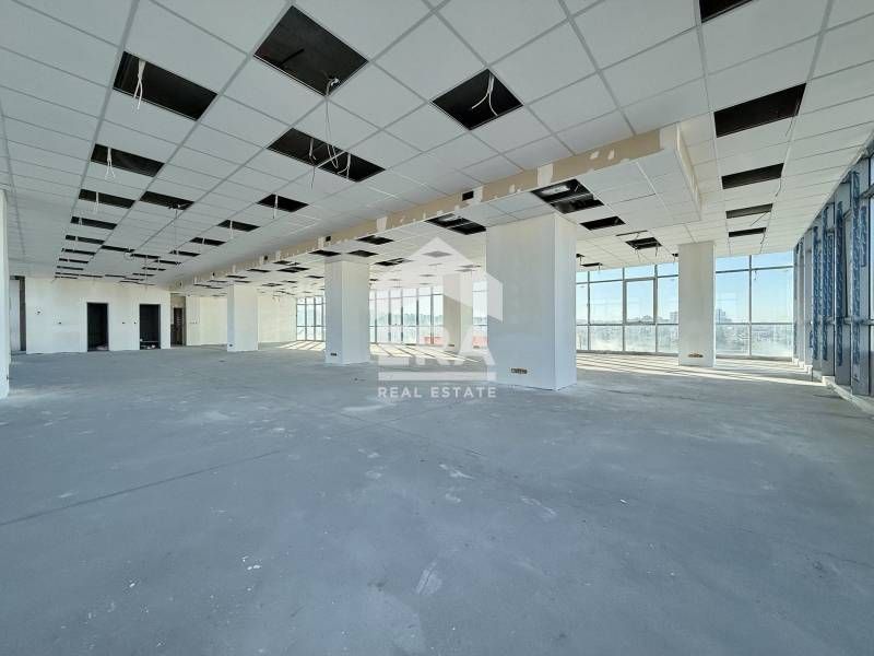 Продава се Офис в София, Люлин 8 - 342 кв.м за 1401 €/кв.м - Снимка #1