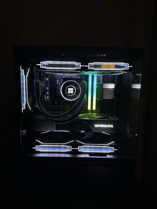 Геймърски компютър - Ryzen 7 7700, 32gb ram, rtx 3080 fe.