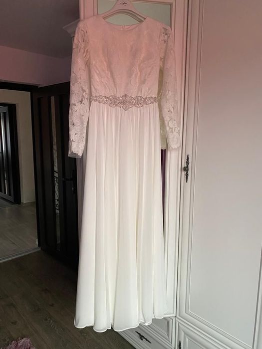 Vând Rochie de Mireasa Zenna
