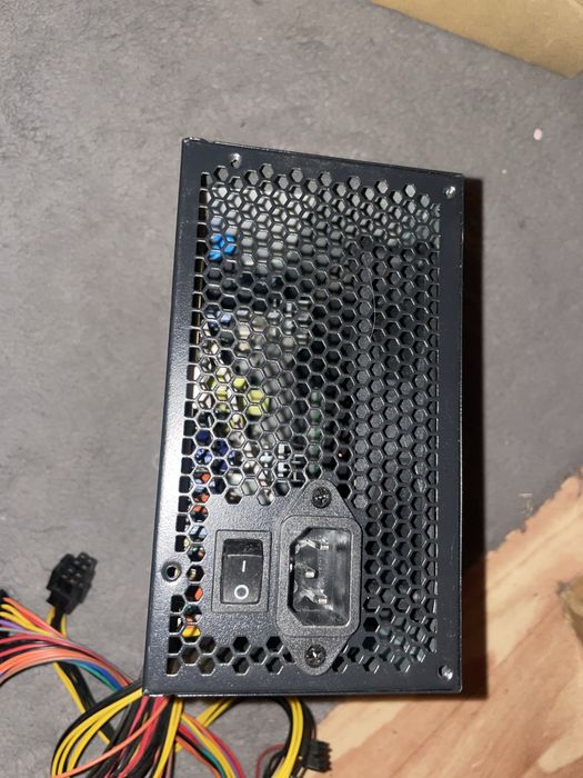 блок питания для компьютера. Модель: AeroCool VX Plus 350.