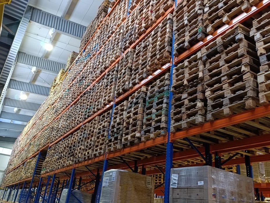 Продам поддоны дешево 1500