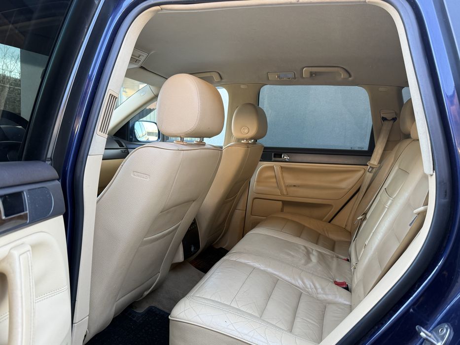 Preț Fix 4000 Euro sau Schimb. TOUAREG DIESEL 3.0 litri MANUAL