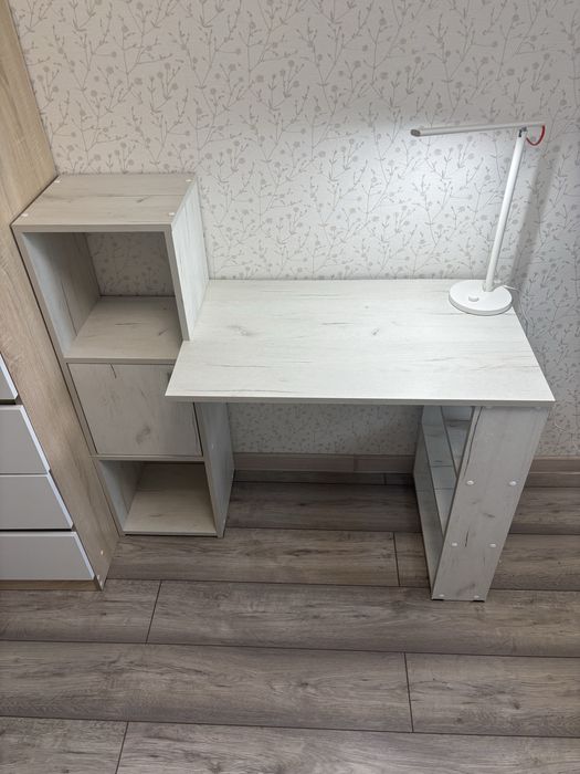Письменный стол, 110х50х85 см