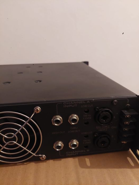 De vanzare  amplificator