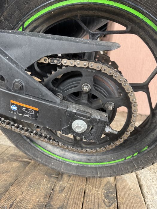 Vând Kawasaki Ninja 125