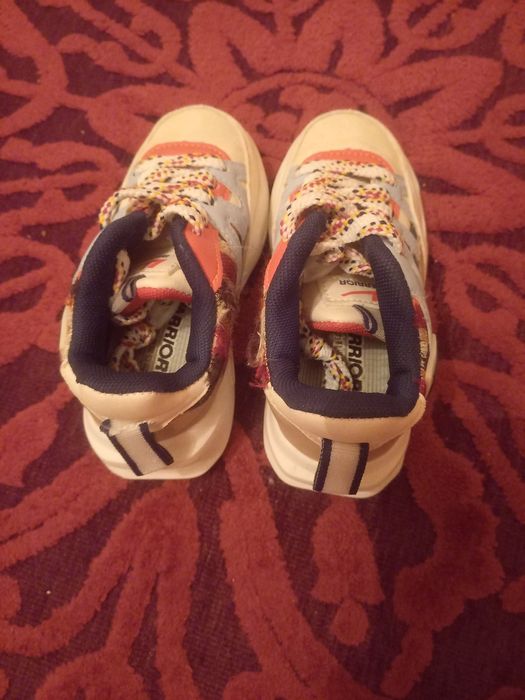 Кроссовки  для девочки