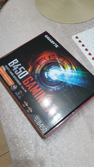 Placă de bază GIGABYTE B450 Gaming X