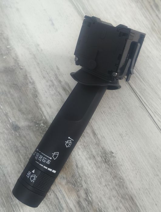 Автомагнитола сотаман Pioneer MVH-S520BT, Cobalt рамка, гитара, подиум