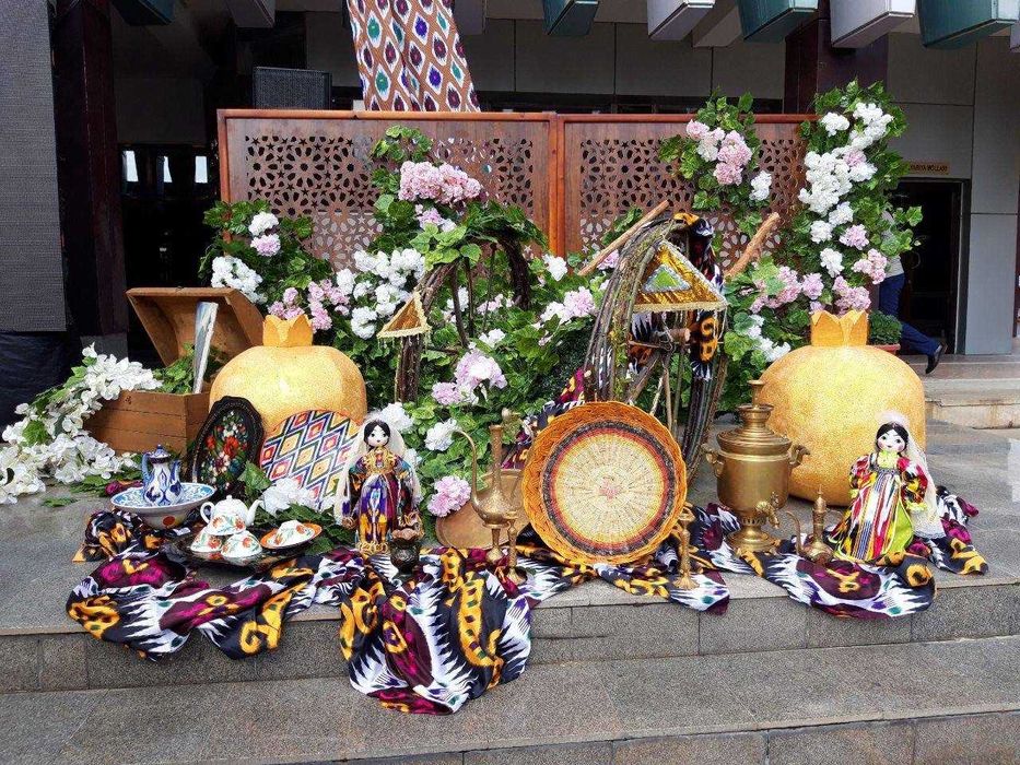 Байрам  тадбир тантаналарни безаш . Оформления