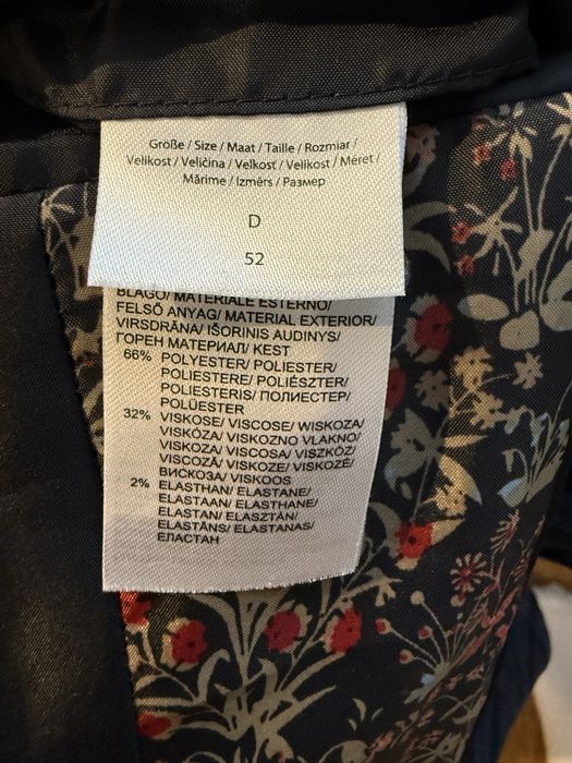 Sacou și Vesta MCNEAL