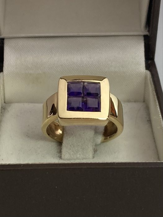 Inel aur 18kt.cu amethyste naturale