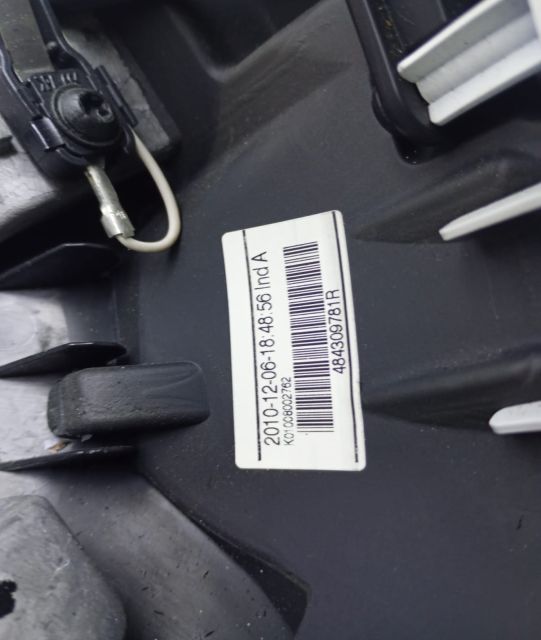 Volan cu comenzi 484309781R Renault Laguna a 3-a generatie