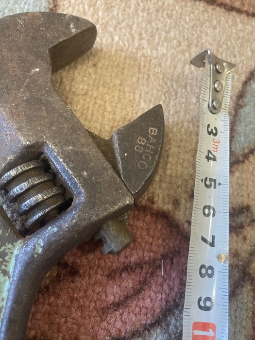 Френски ключ ………………………………….