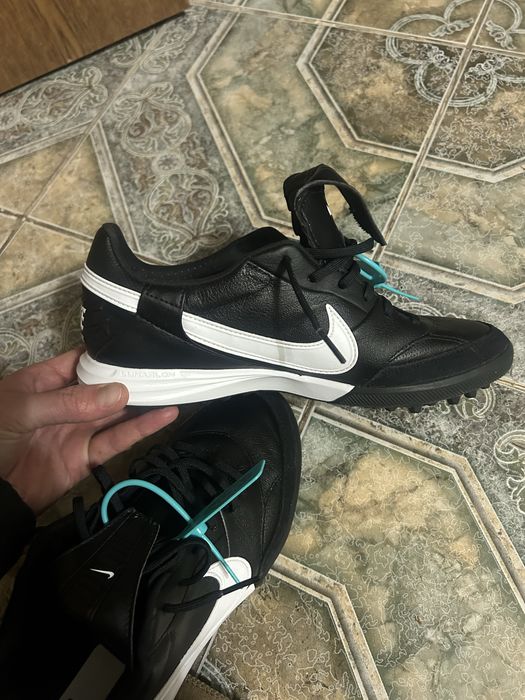 Сороконожки Nike кеды