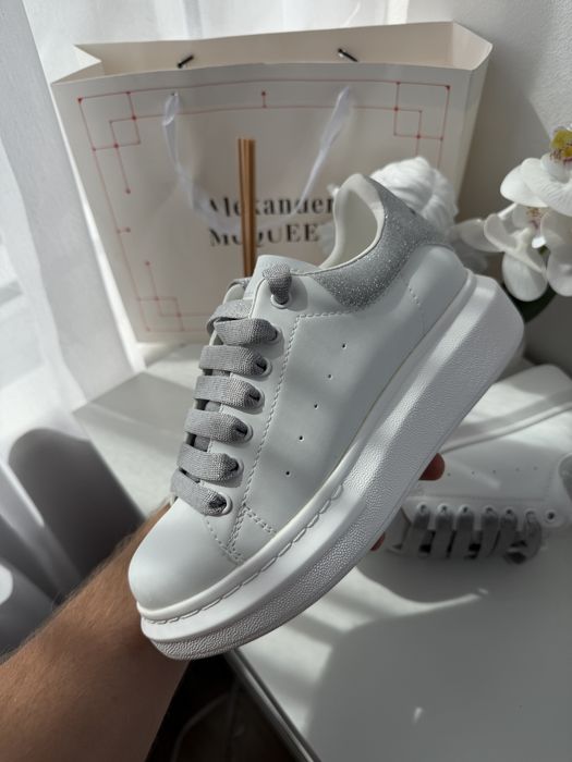 Alexander McQueen 38