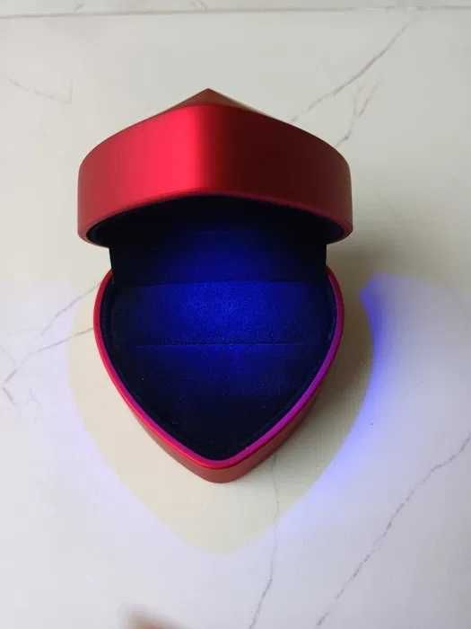 Сребърен пръстен с цирконий сърце, НОВ, размер 6, размер 7