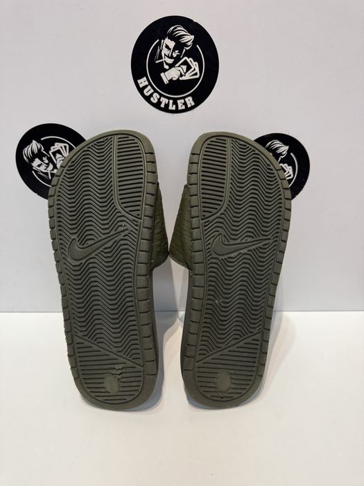 Чехли NIKE .Номер 36.5