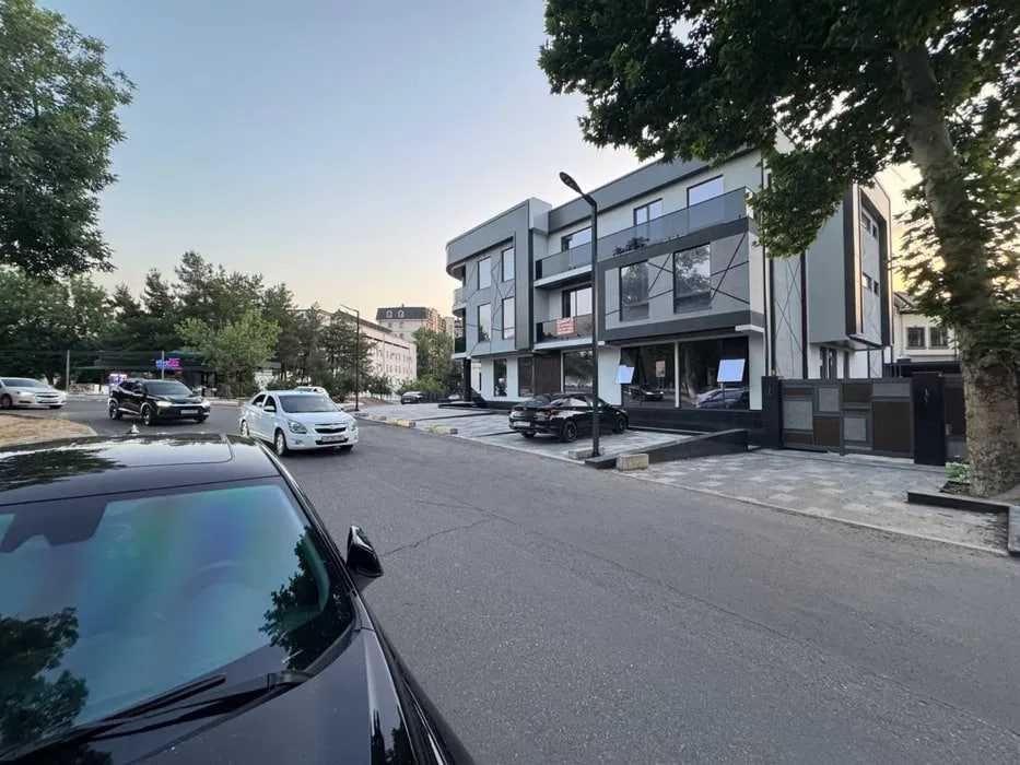 Сдается помещение, ул. Сайрам, 1050м2