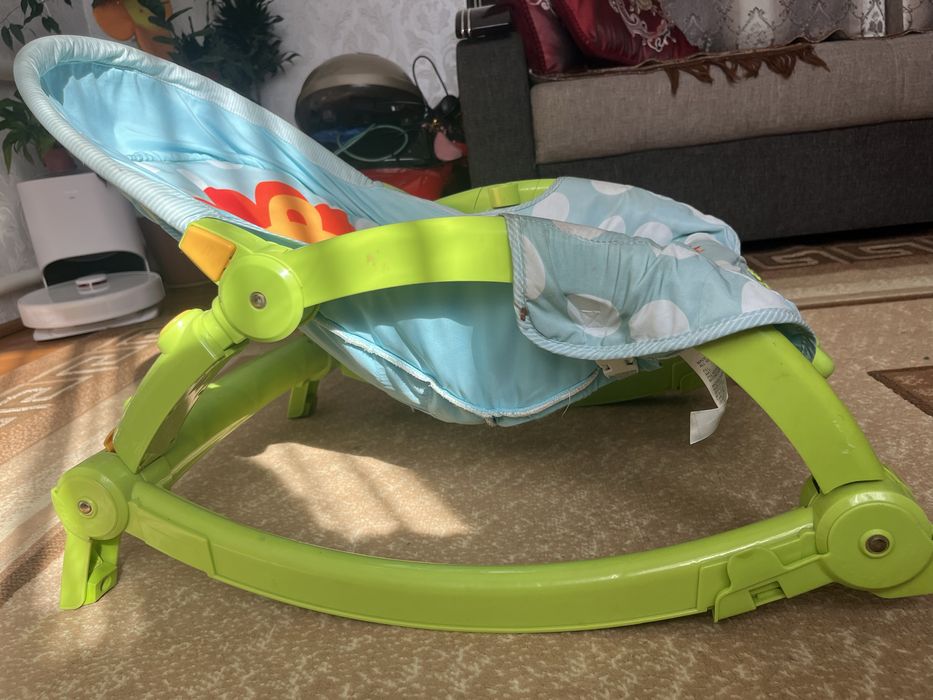 Продам шезлонг   .