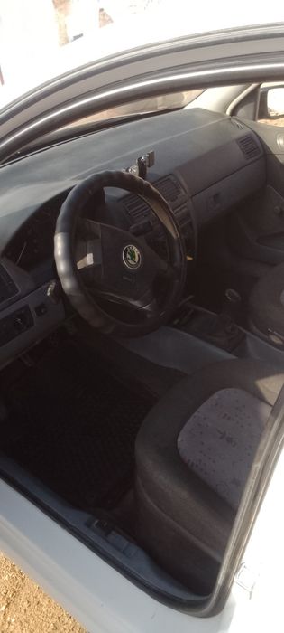 Шкода Фабия сатылады