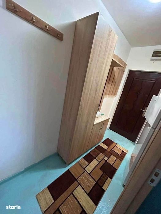 De inchiriat apartament cu 2 camerre, etaj 3, balcon,mobilat si utilat