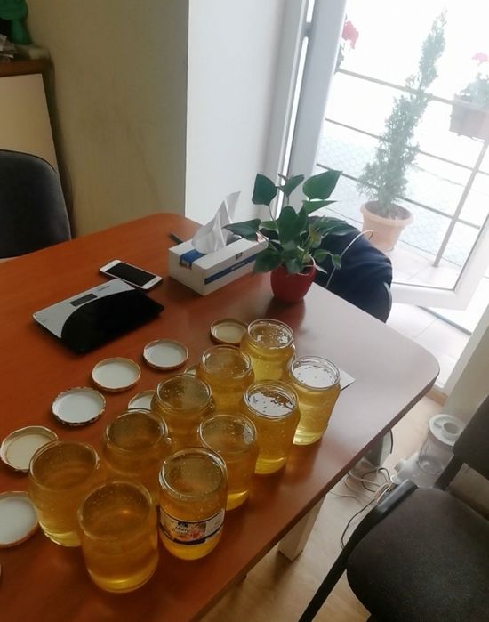 Miere de Albine Naturala 25 lei/kg