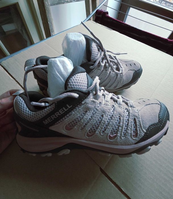 Pantofi sport Merrell,  noi!