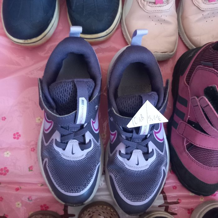 Детски маратонки и боти за момиче