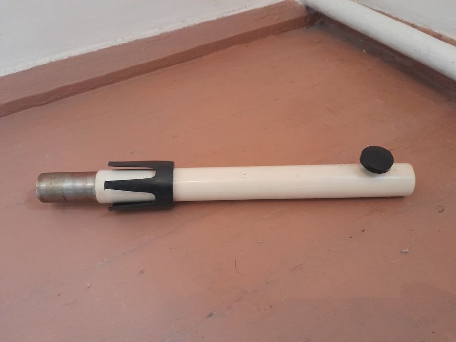 Столик для телевизора