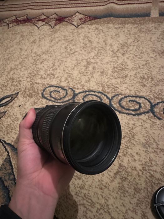 Объектив Nikon в ид состоянии
