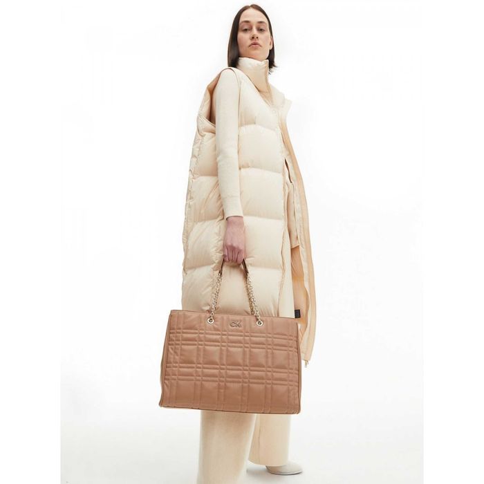 150 лв !! Дамска чанта Calvin Klein