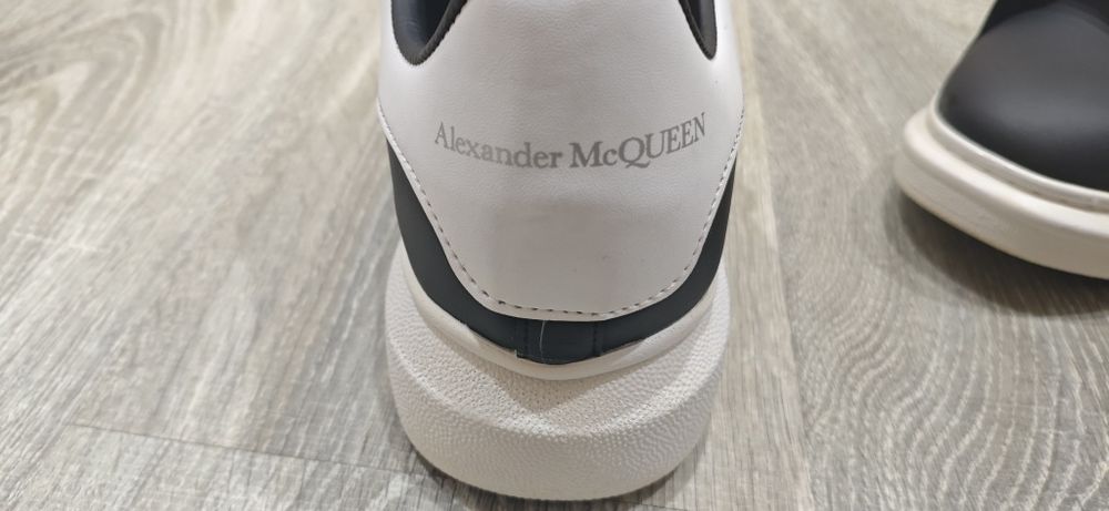 Alexander Mcqueen