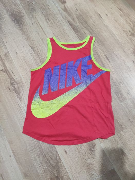 Maiou dama Nike mărimea M/L