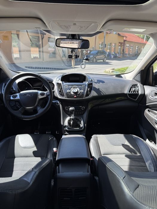 Ford Kuga II TITANIUM 2.0 TDCi 180 CP, 4×4, cutie manuală!