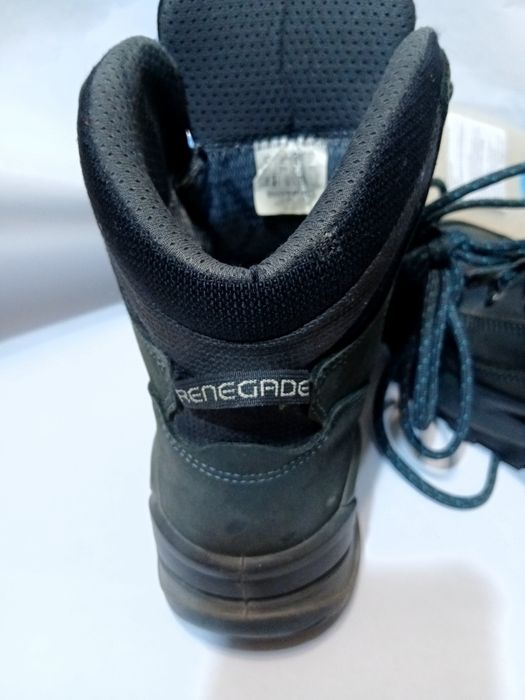 Bocanci / ghete Lowa Renegate nr 41,5 gri inchis, piele, talpa vibram