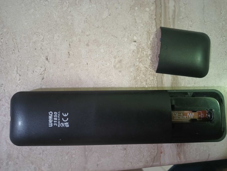 Продавам дистанционно за телевизор Philips 32PFL4007H/12