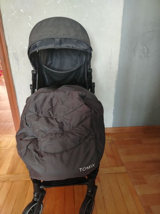 Продаю коляску tomix