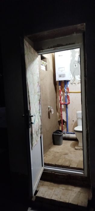 Hovli uy sotiladi 87.000$ kami bor
