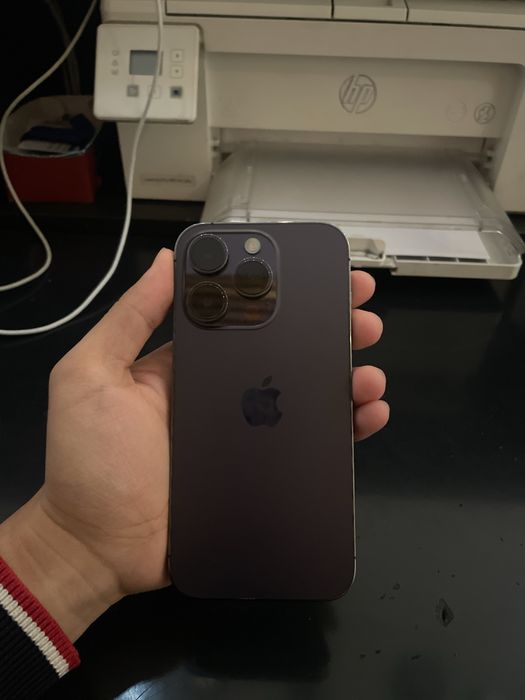Продам iPhone 14 pro