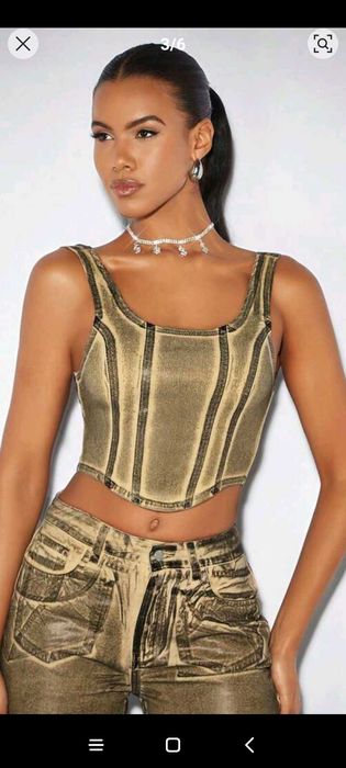 Уникален метален комплект дънки и бюстие