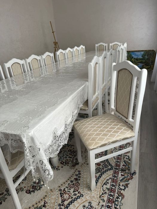 Продам стол и стулья