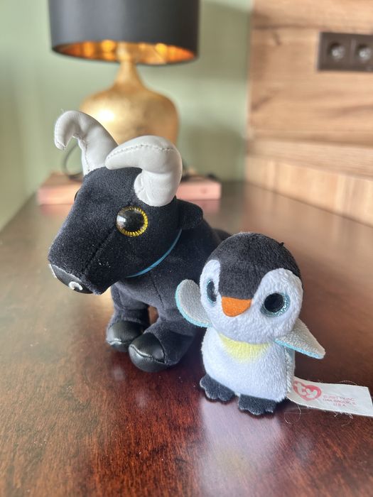 Корзина с мягкими игрушками