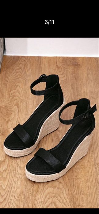 Сандали на платформа