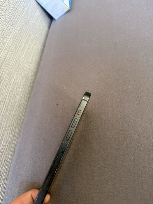 iPhone 14 midnight