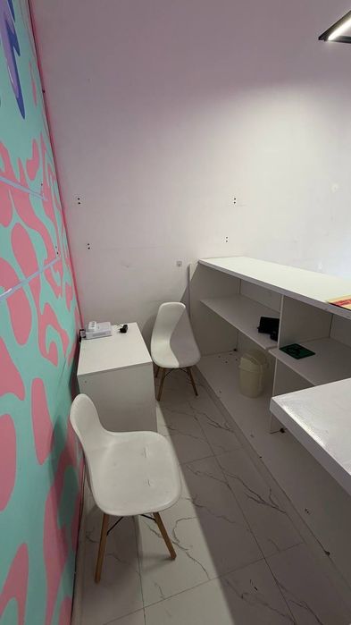 Продам вместительный ресепшен