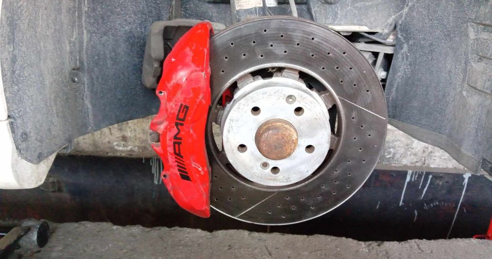 AMG;АМГ спирачки CLS 63