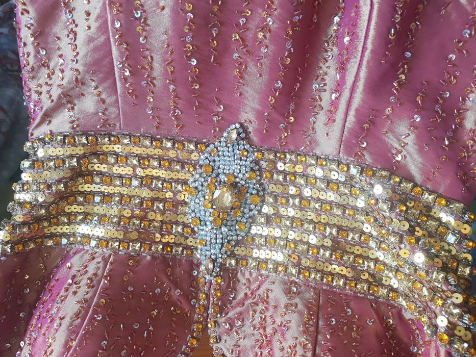 Rochie elegantă tip sirenă